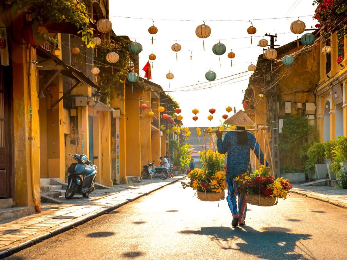 Vietnam group travel scene