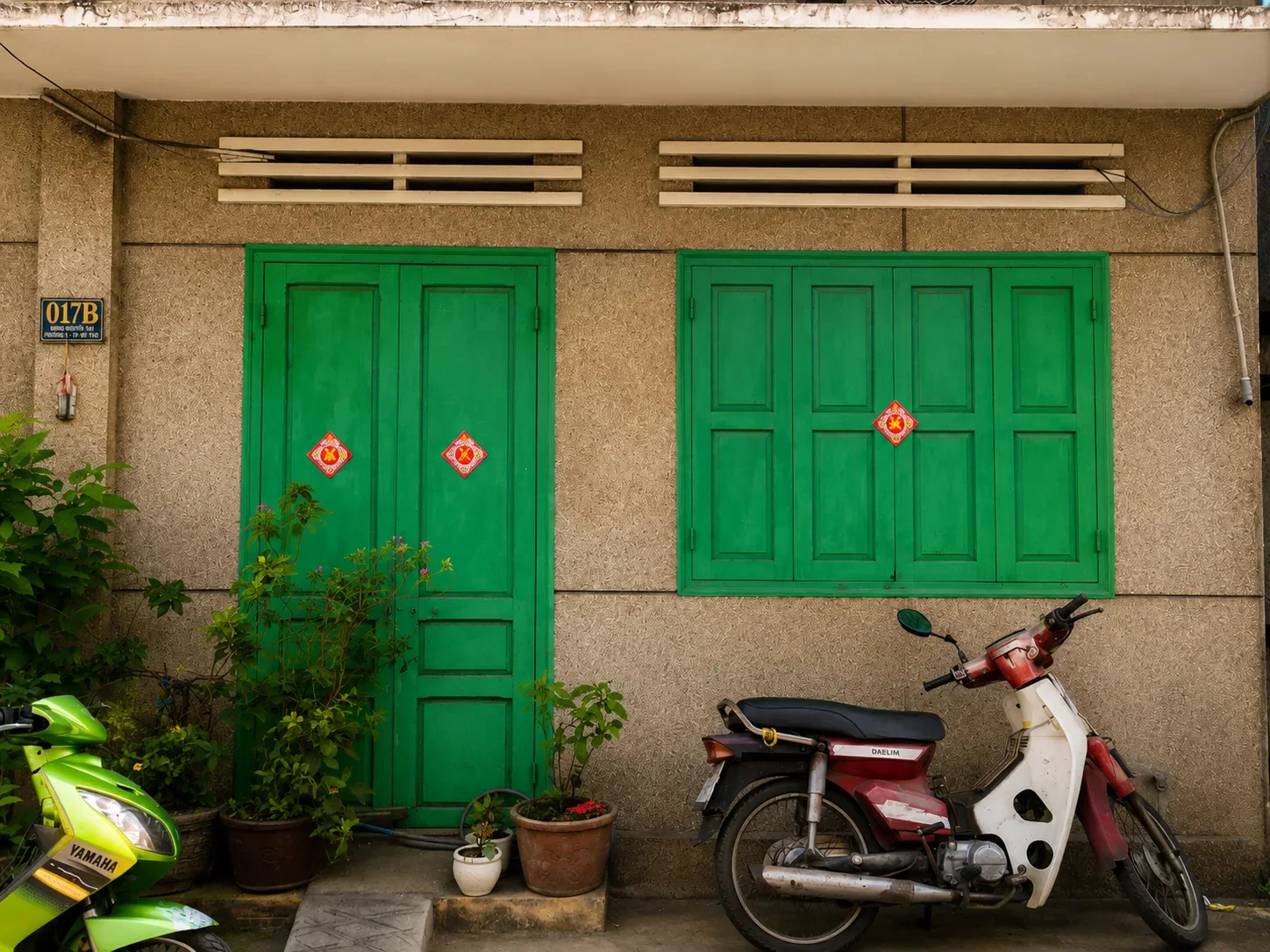 Neighbourhood street in Saigon